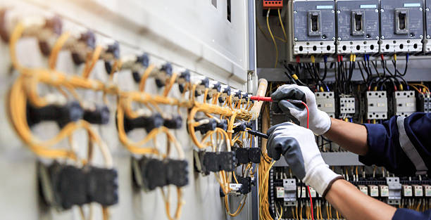 Professional Ceiling Fan Installation technician working in Volusia County County, FL